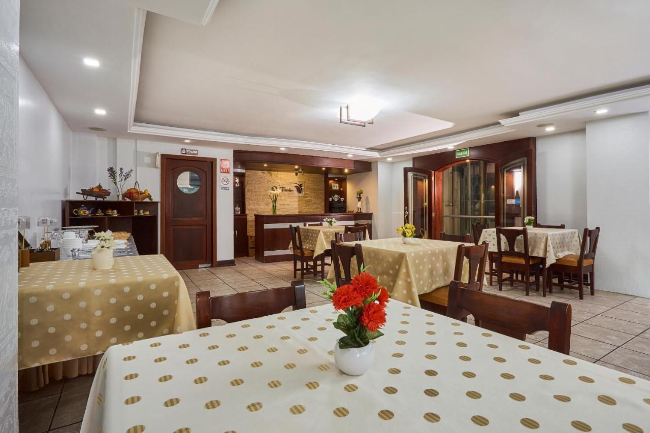 Hotel Podocarpus Loja Extérieur photo