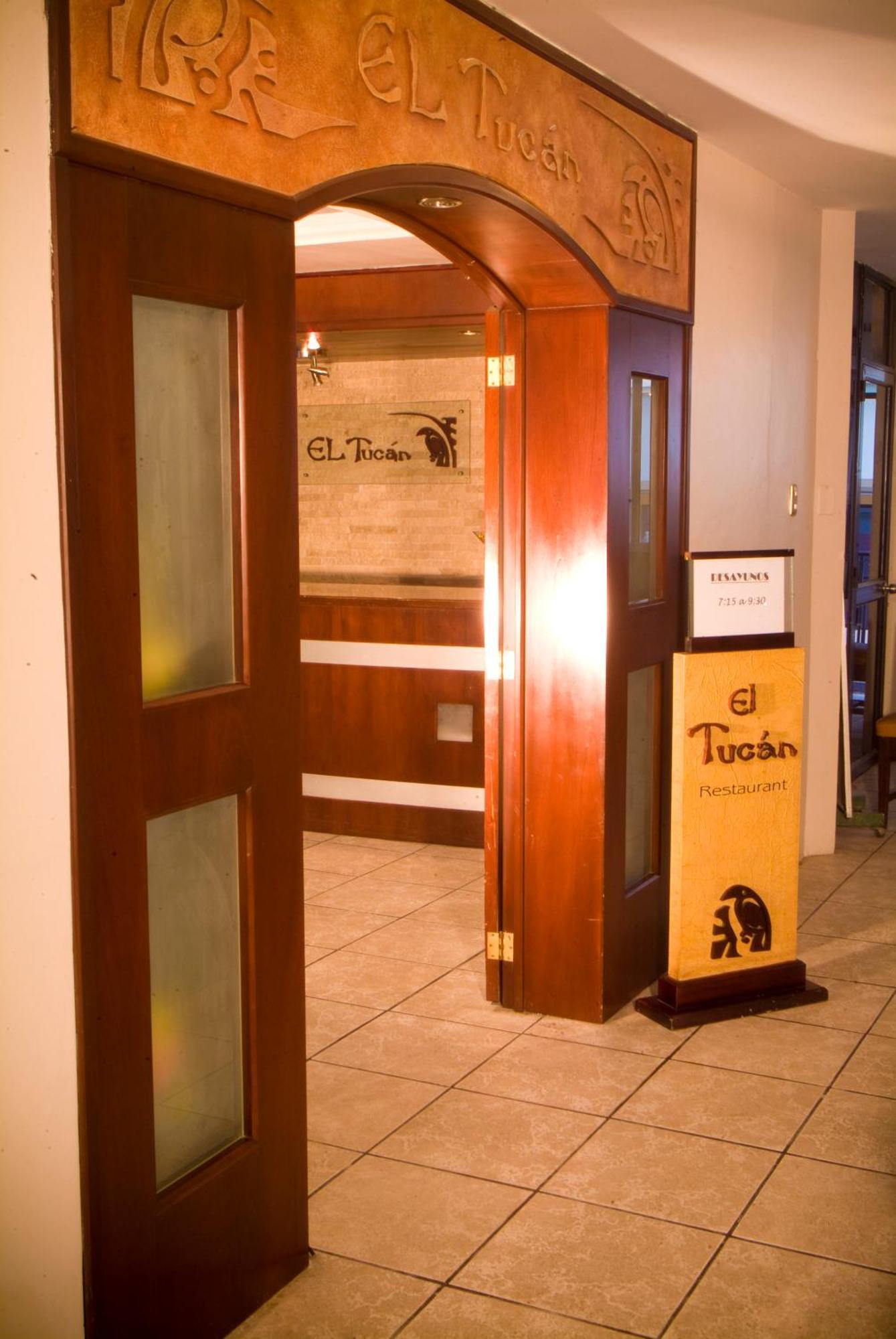 Hotel Podocarpus Loja Extérieur photo